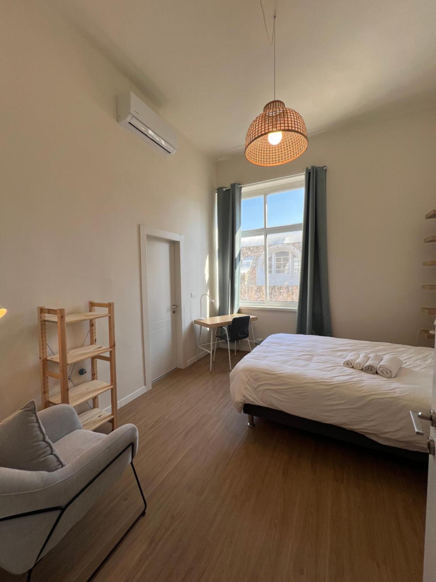Modern And Spacious Apartment In Downtown ไฮฟา ภายนอก รูปภาพ