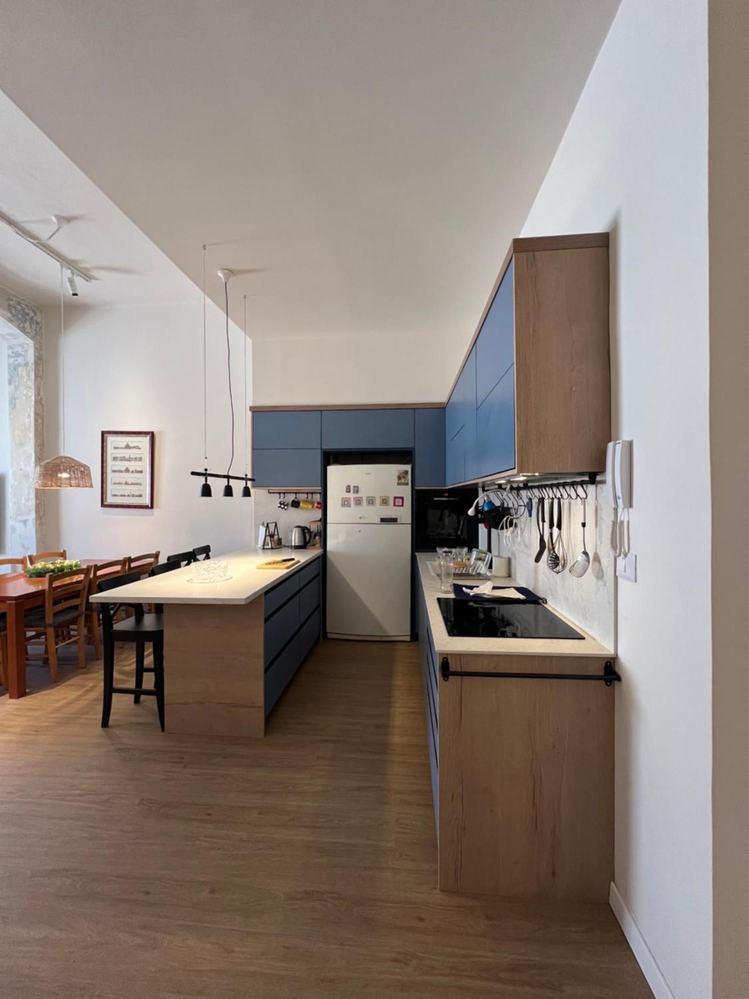Modern And Spacious Apartment In Downtown ไฮฟา ภายนอก รูปภาพ